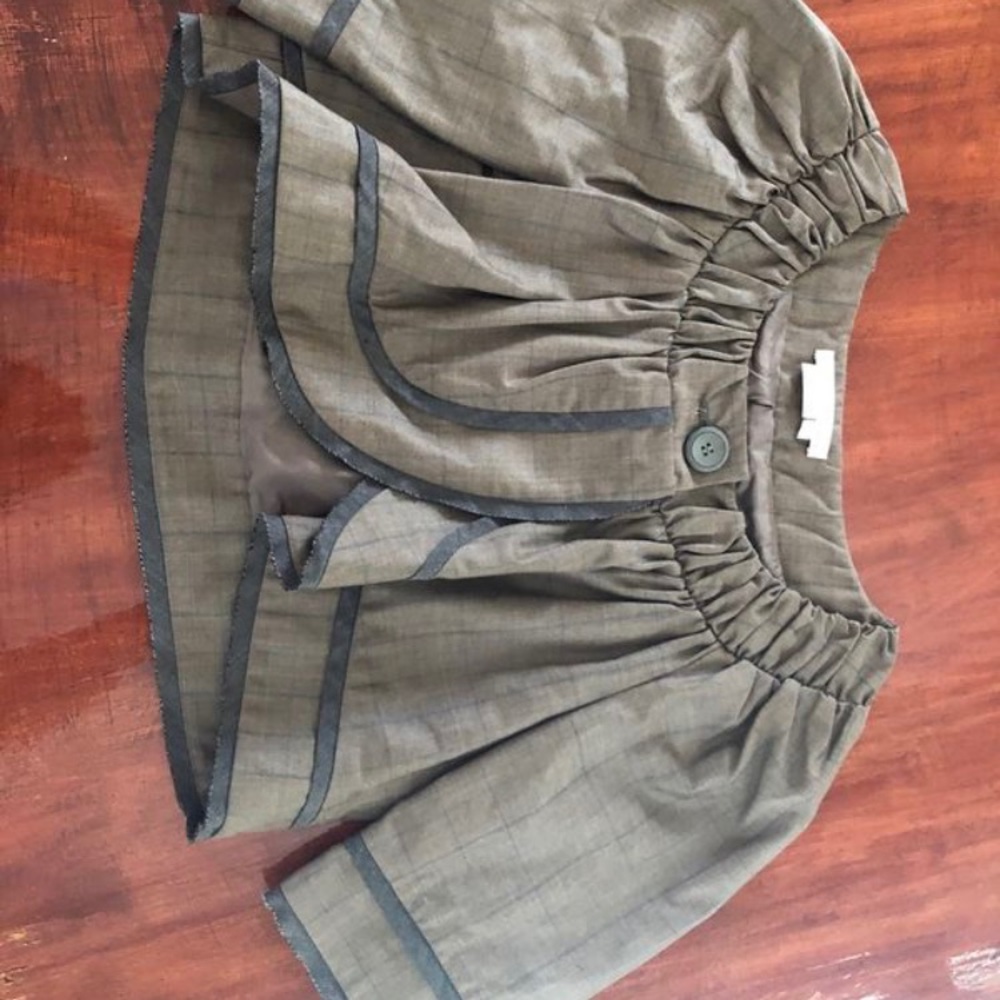 TO THE MAX cropped dress jacket with front button